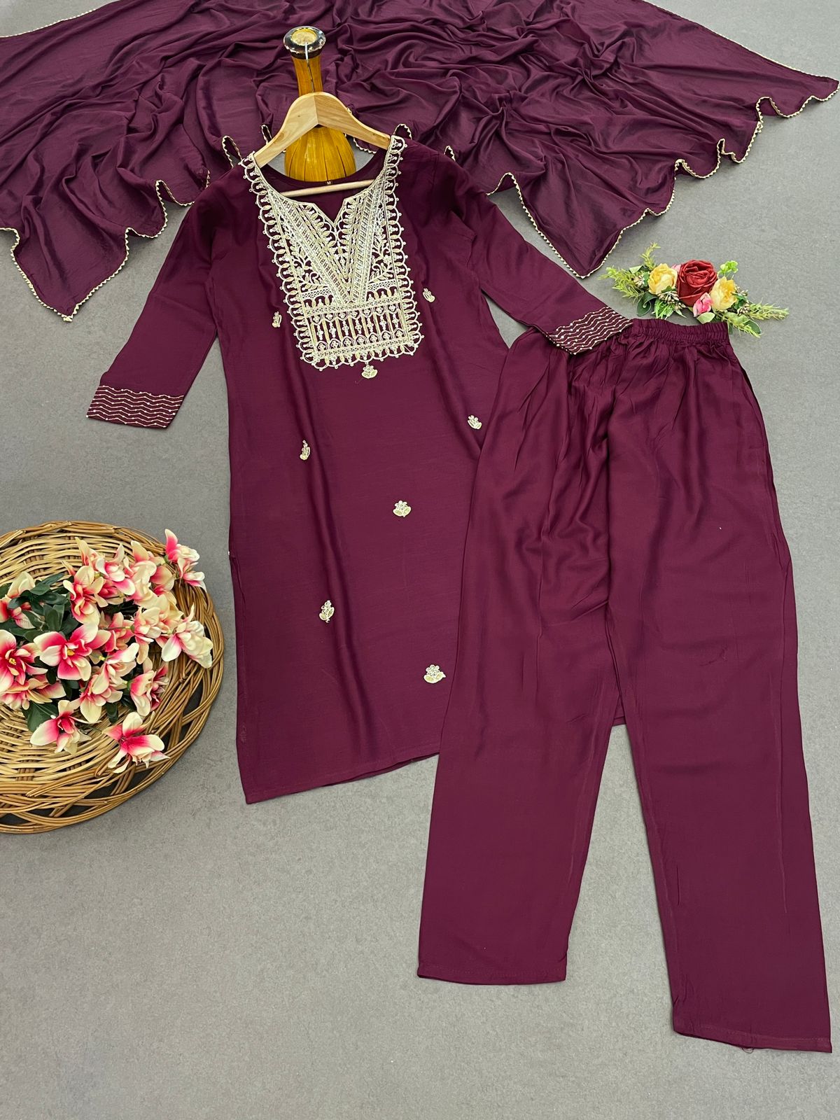 Maroon Color Beautiful Rayon Summer Wear Kurti Pent 3 Pics Set