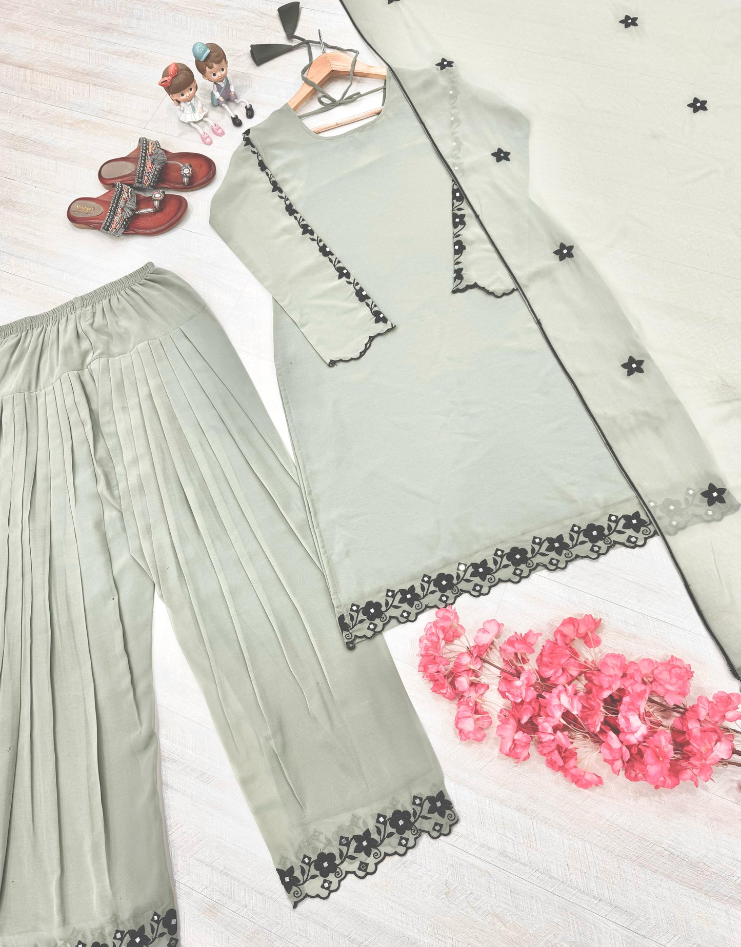 Grey Color Beautiful Summer Wear Dress in Georgette Fabric