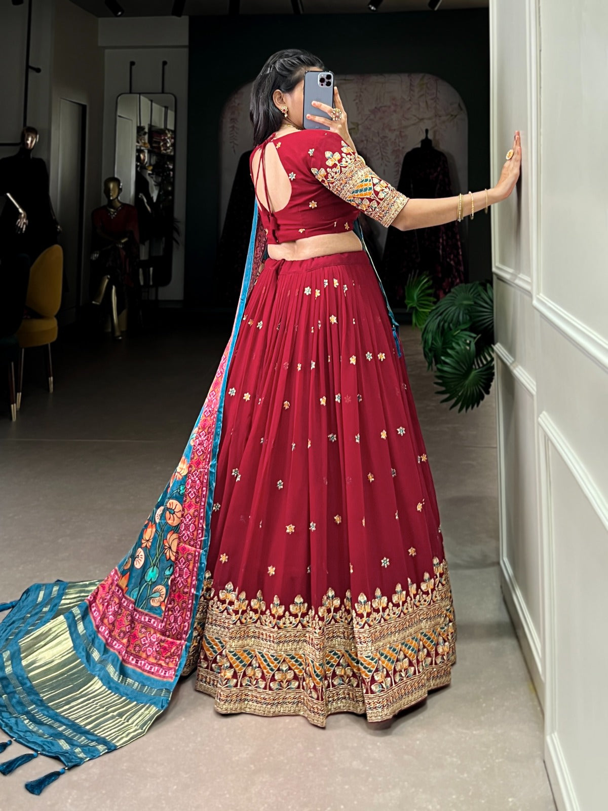 Dazzle With Every Drape lehenga choli in Georgette Fabric