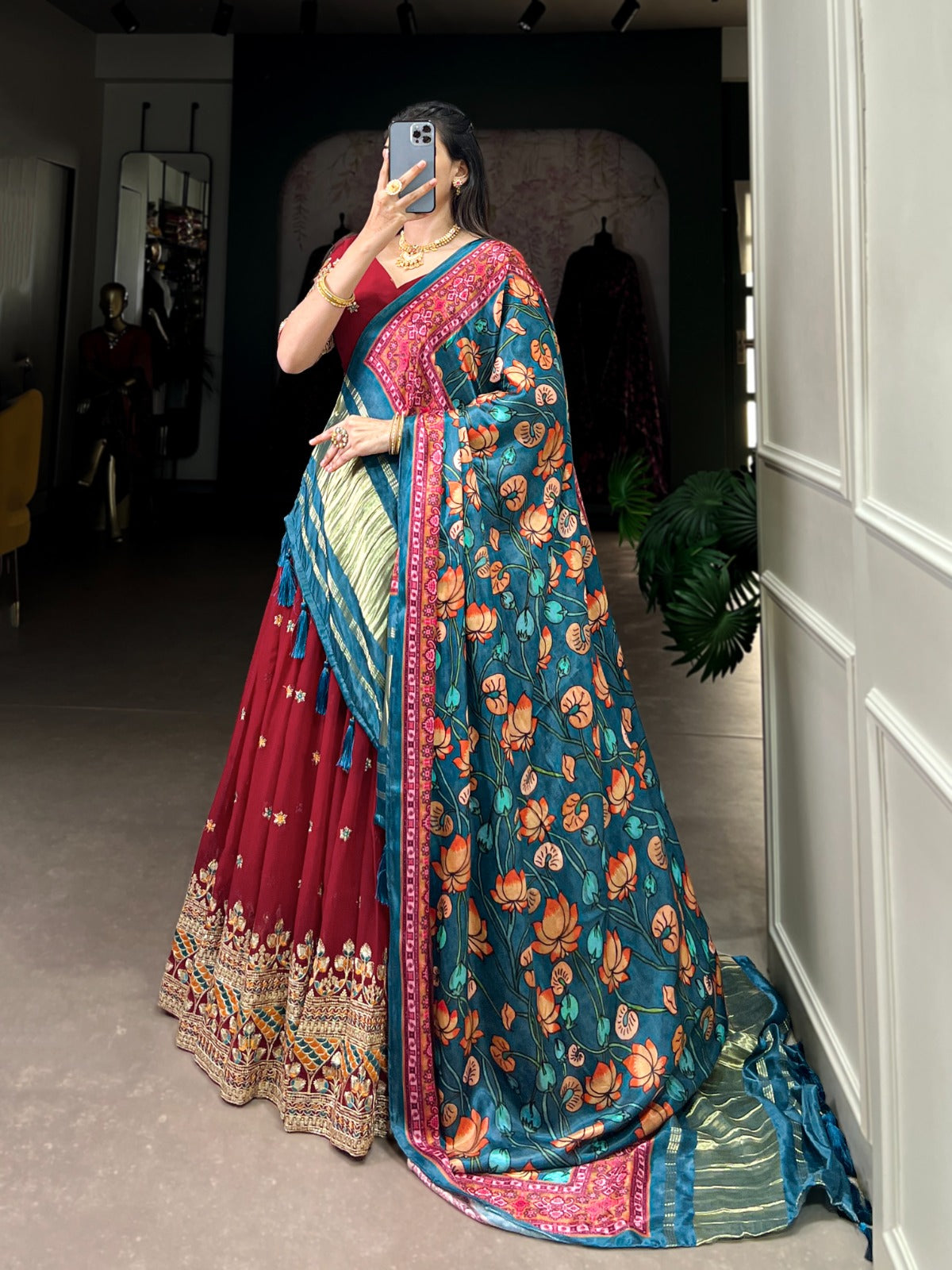 Dazzle With Every Drape lehenga choli in Georgette Fabric
