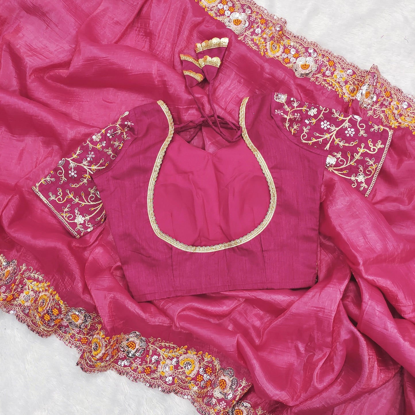 Pink Color Beautiful Silk Fabric Saree