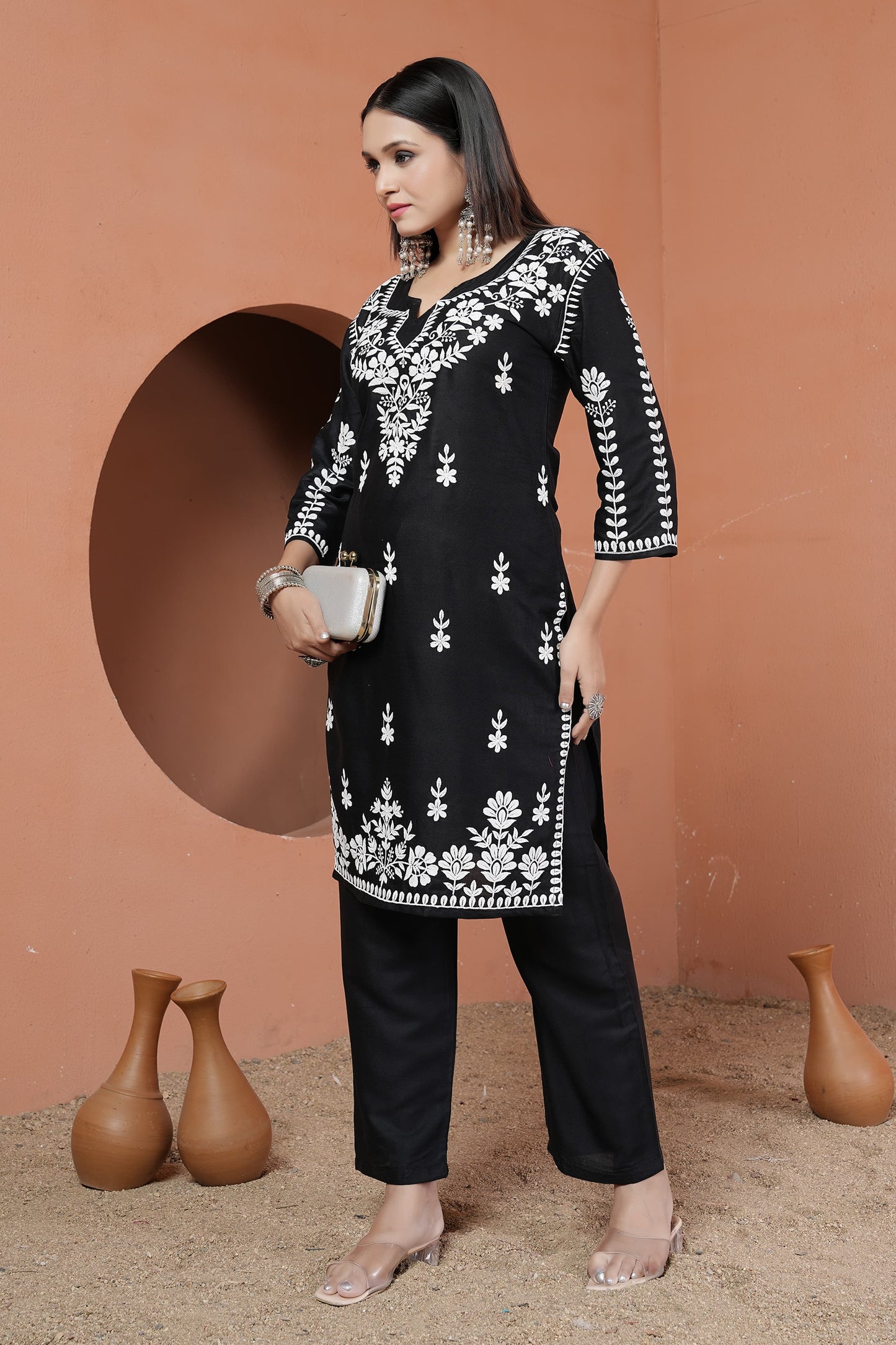 Rayon With Chikankari Embroidery Work Kurti Pent