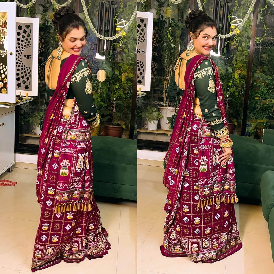 Bandhani Print Patola Saree in Vichitra Silk fabric
