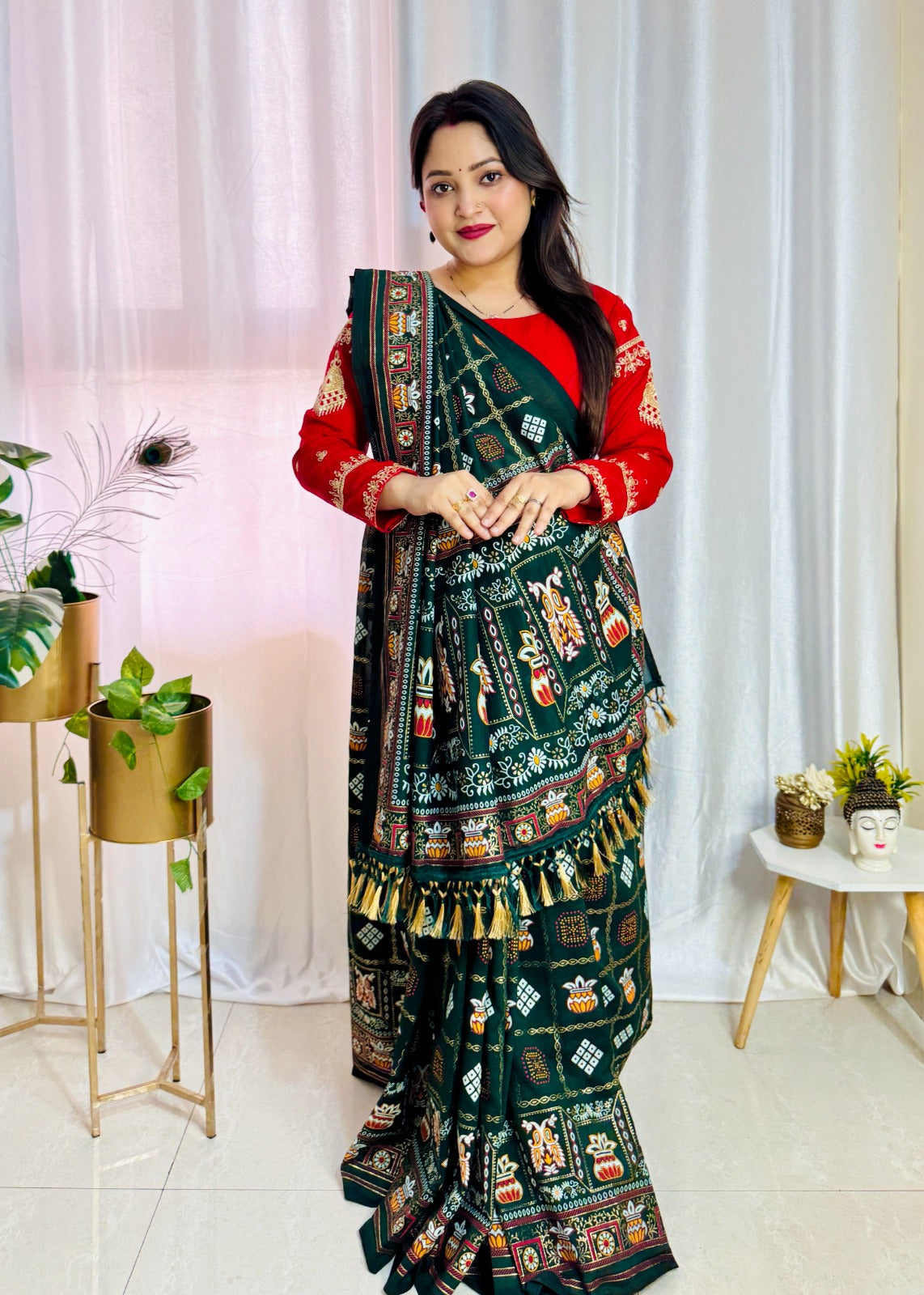 Bandhani Print Patola Saree in Vichitra Silk fabric