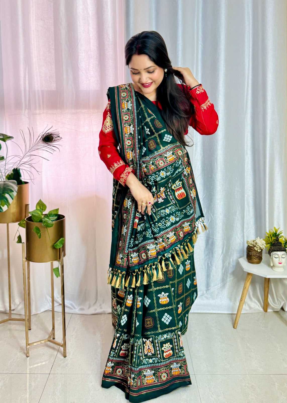 Bandhani Print Patola Saree in Vichitra Silk fabric