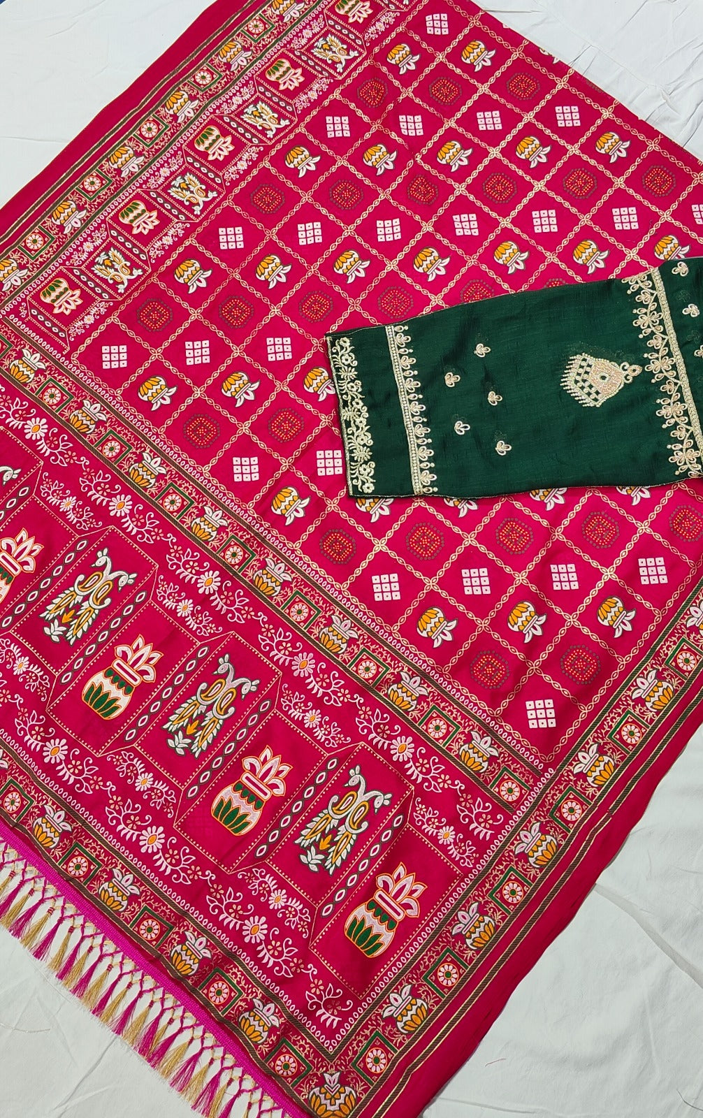 Bandhani Print Patola Saree in Vichitra Silk fabric