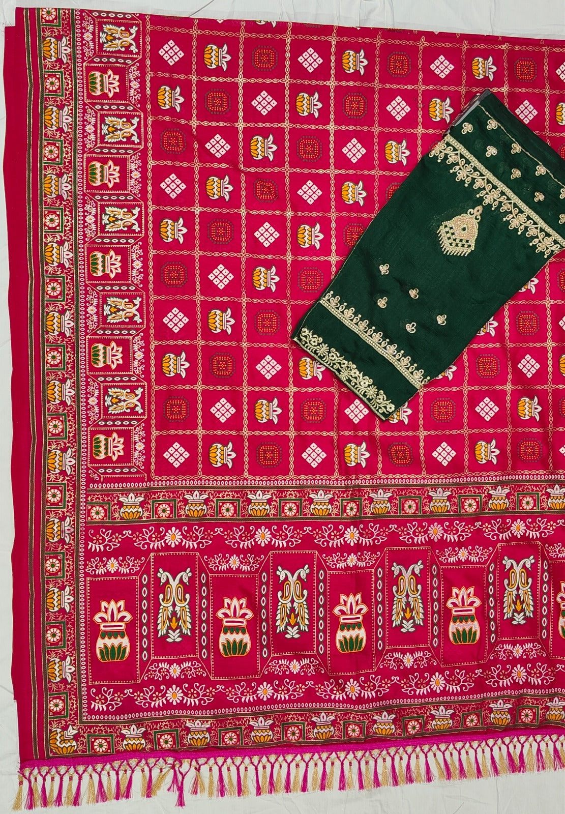 Bandhani Print Patola Saree in Vichitra Silk fabric