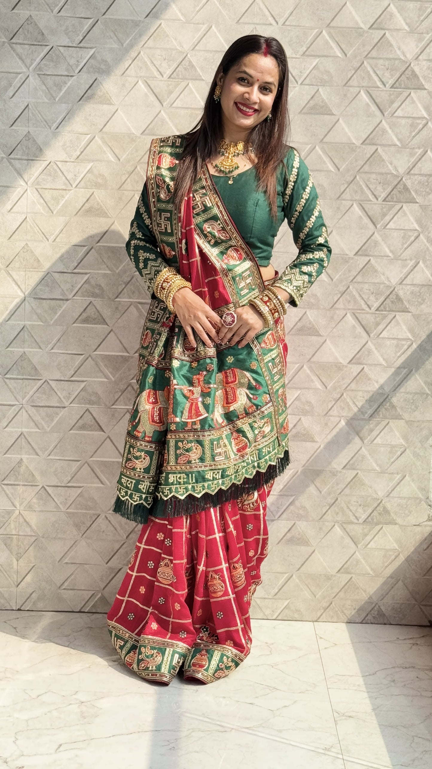 Panetar Patola Wedding & Special Occasion Saree in Red Color