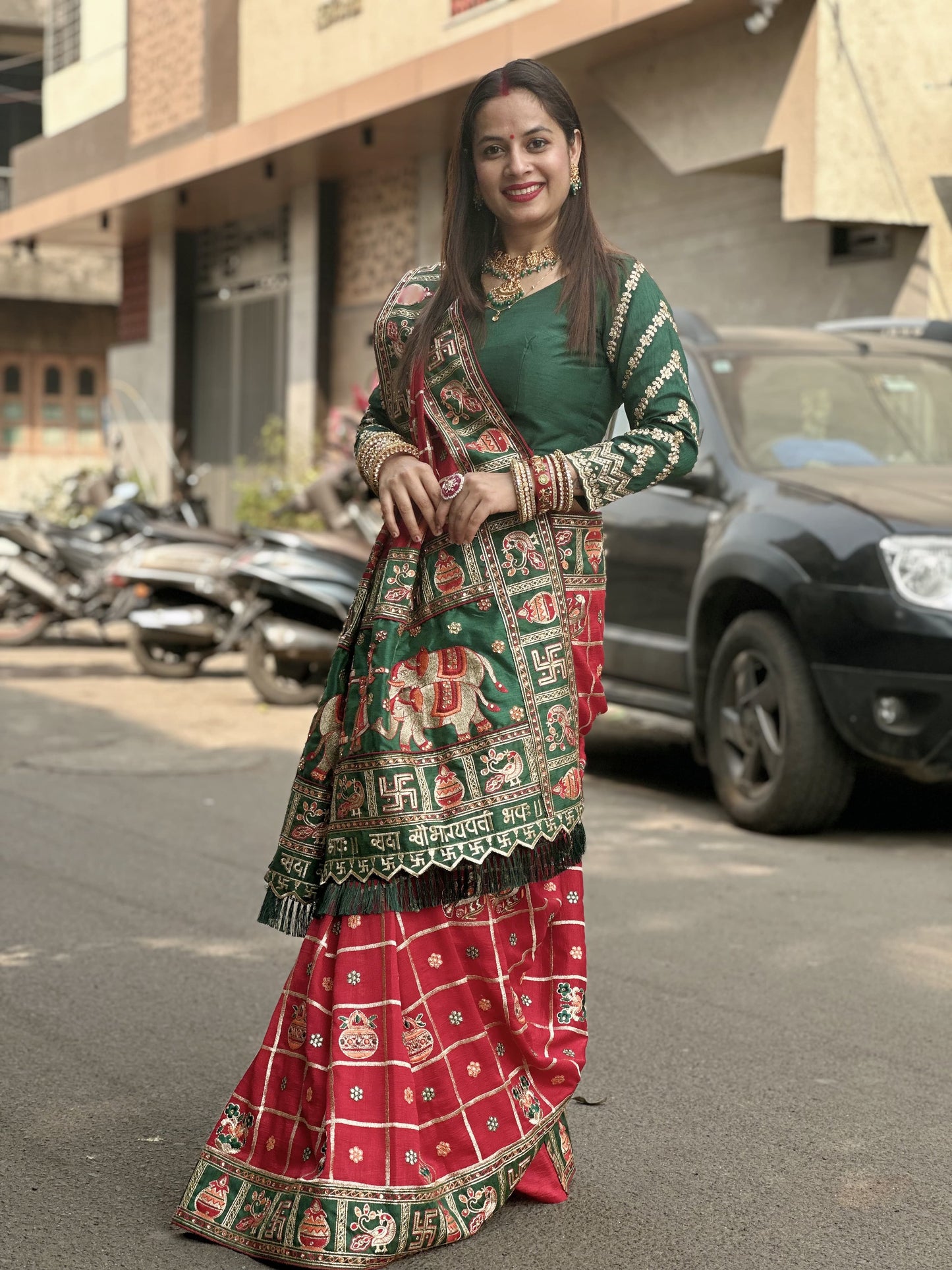 Panetar Patola Wedding & Special Occasion Saree in Red Color