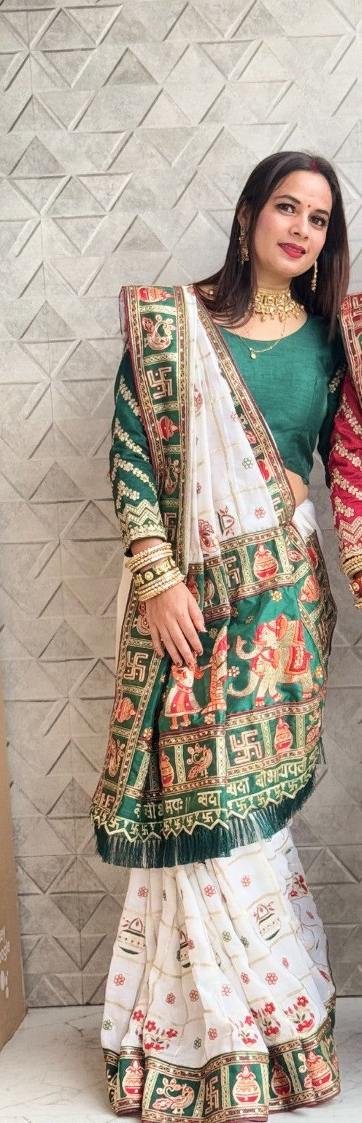 Panetar Patola Wedding & Special Occasion Saree in White Green Color