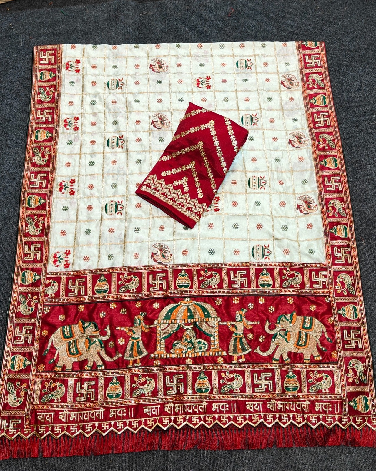Panetar Patola Wedding & Special Occasion Saree in White Red Color
