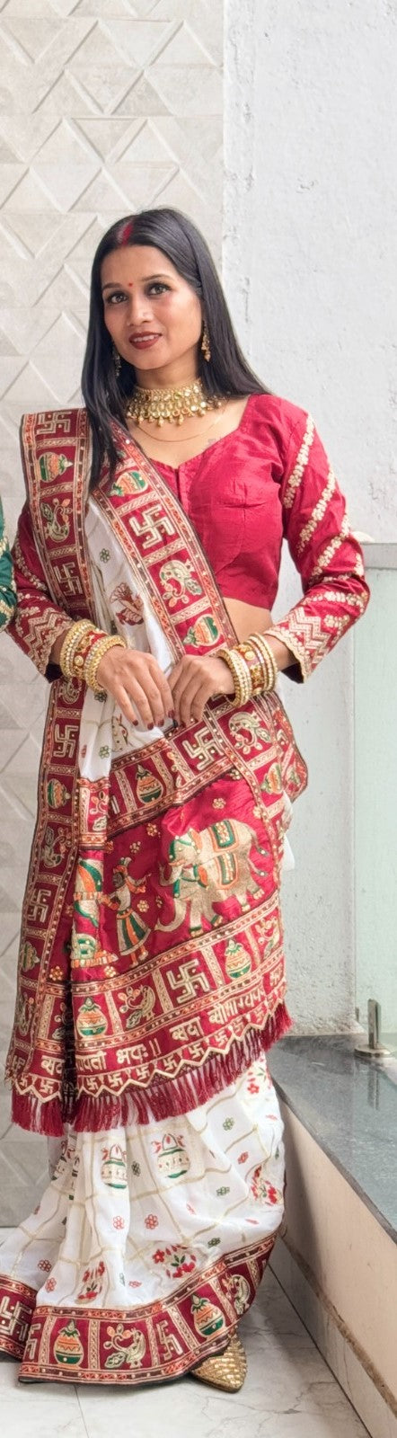 Panetar Patola Wedding & Special Occasion Saree in White Red Color