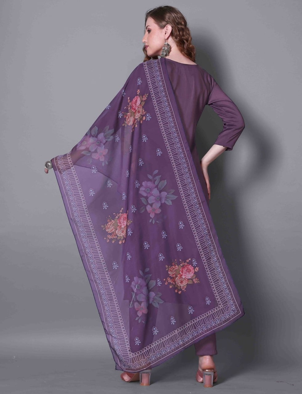 Kurta & Pant Dupatta Set in silk fabric for summer wear