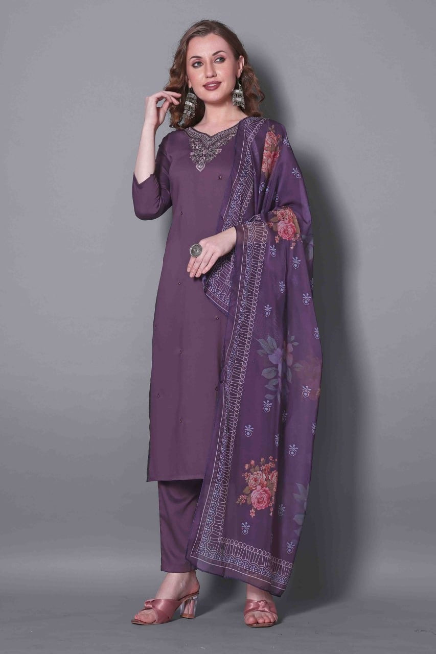 Kurta & Pant Dupatta Set in silk fabric for summer wear