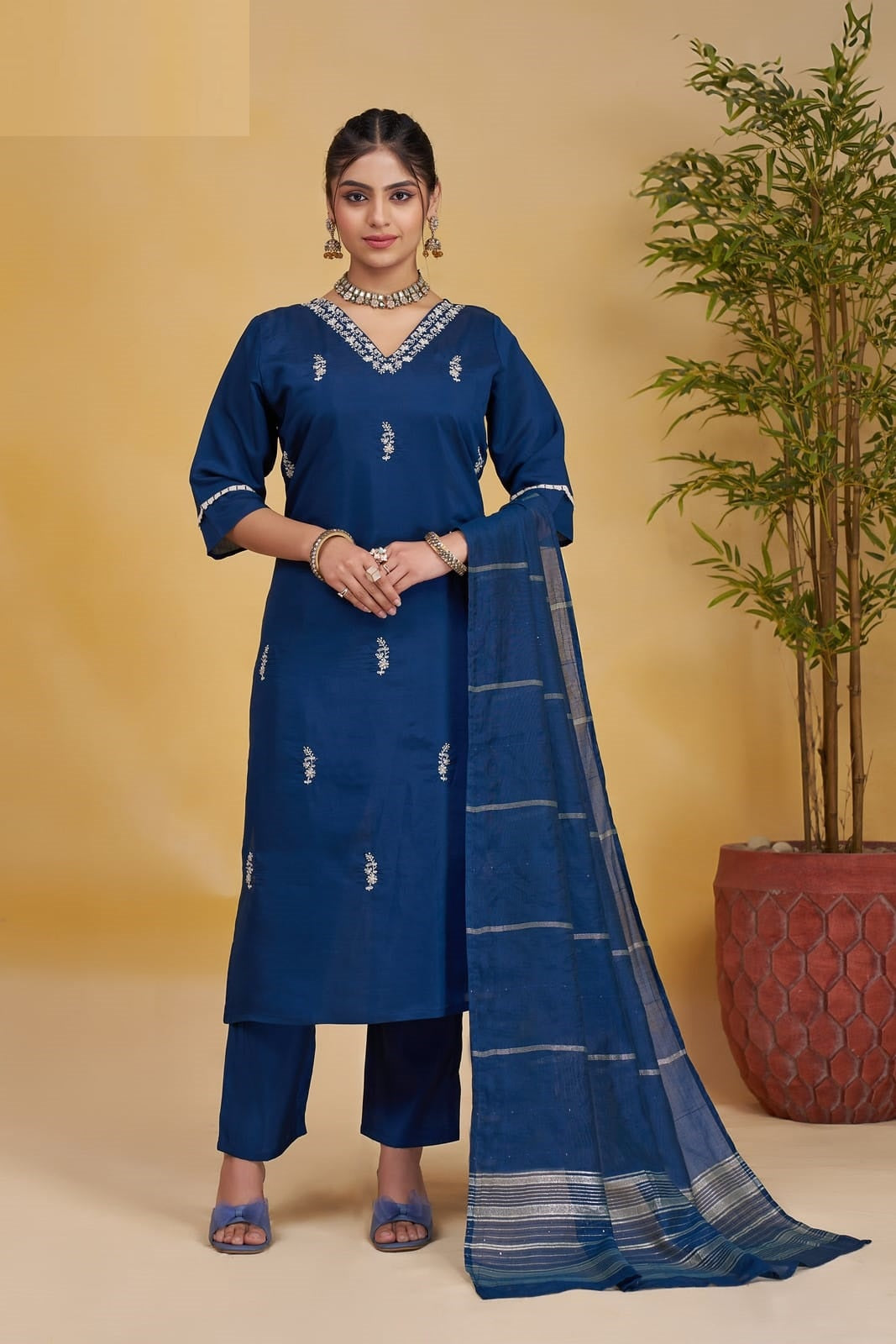 Kurta & Pant Dupatta Set in Silk Fabric In Blue Color
