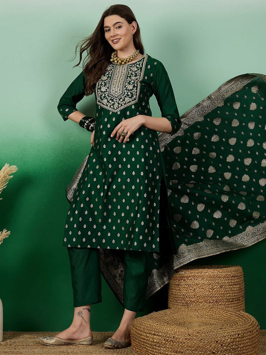 Green Color Beautiful  Jaquard Fabric Suit for summer wear