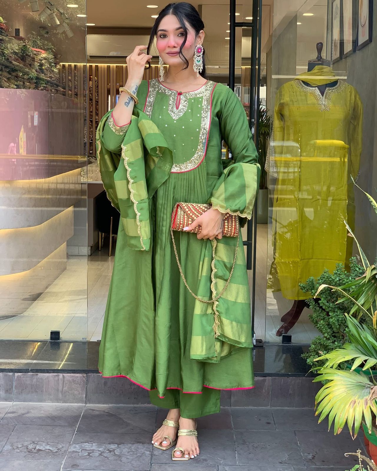 Green Color Beautiful Roman Silk Suit For Daily Wear Use