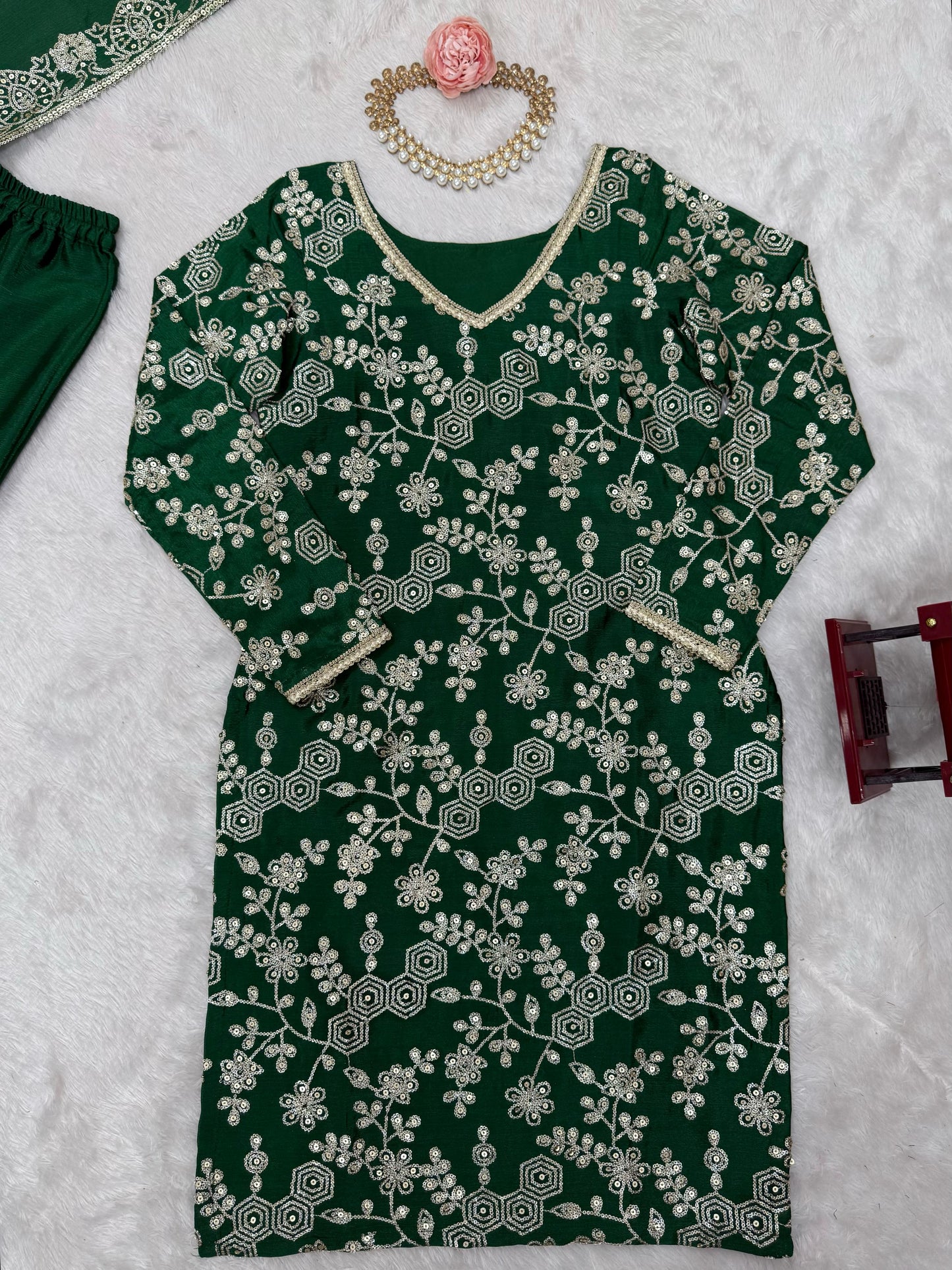 Green Color Beautiful Chinon Silk Suit