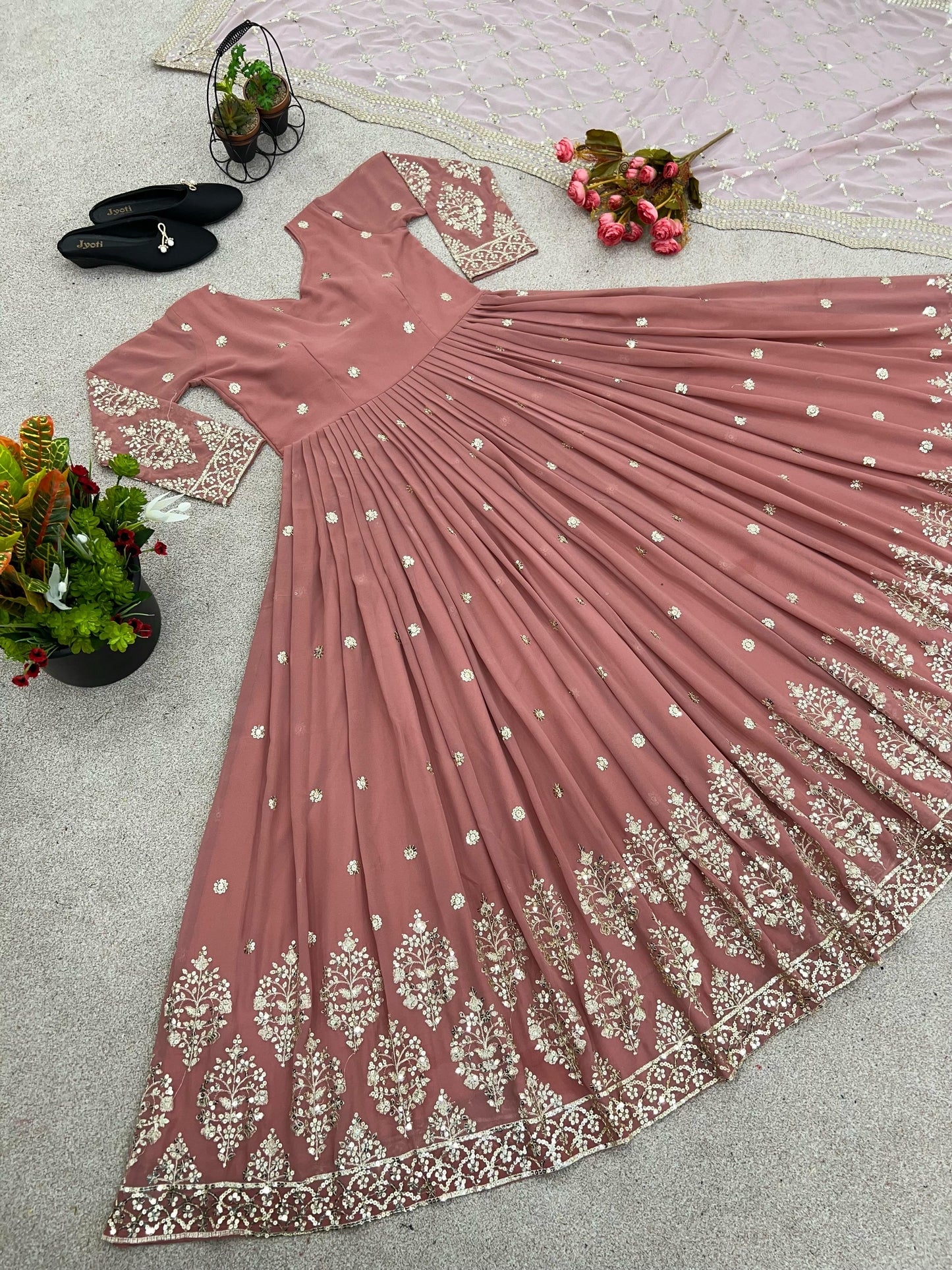 Pink Color Beautiful Anarkali Gown in Georgette Fabric