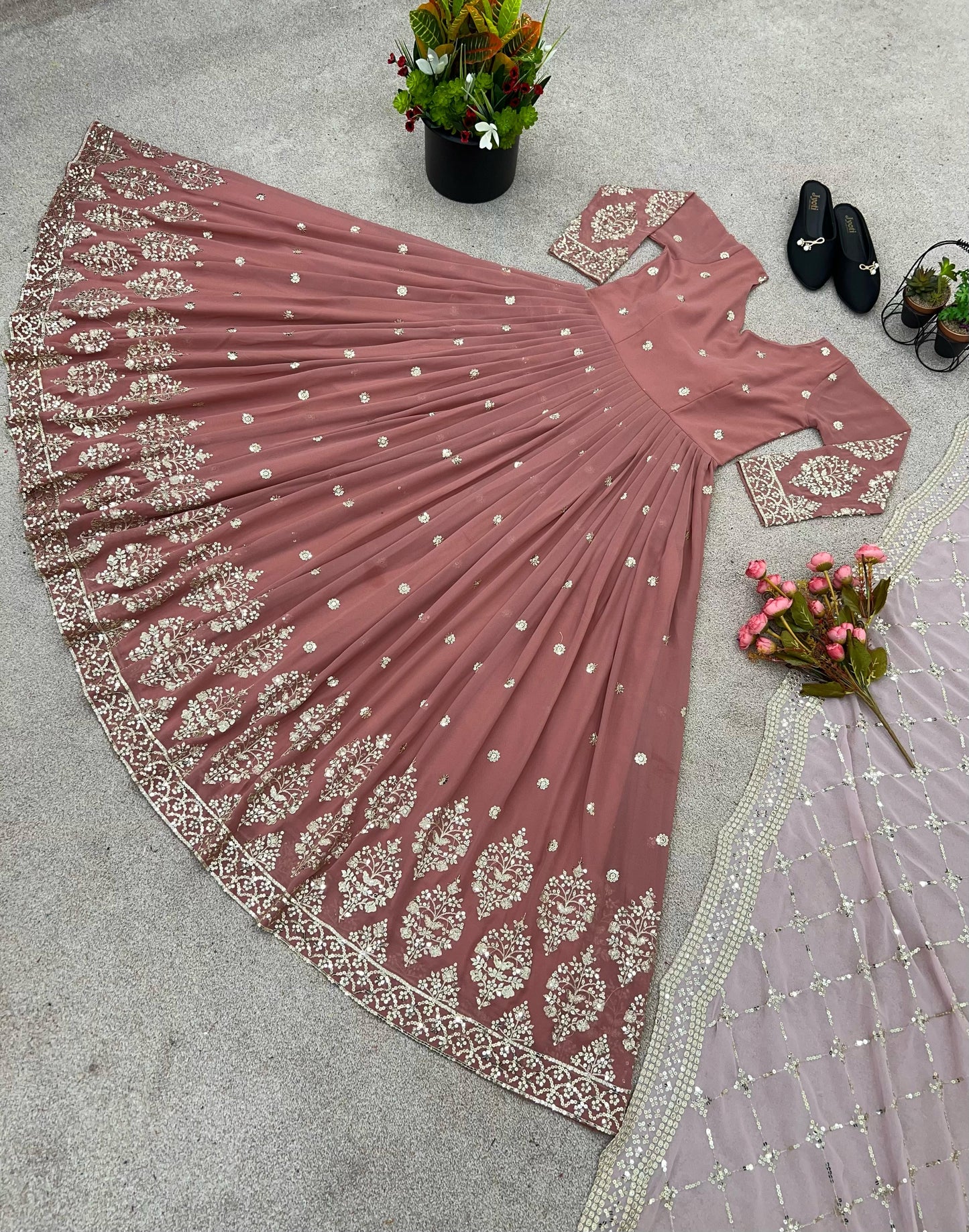 Pink Color Beautiful Anarkali Gown in Georgette Fabric