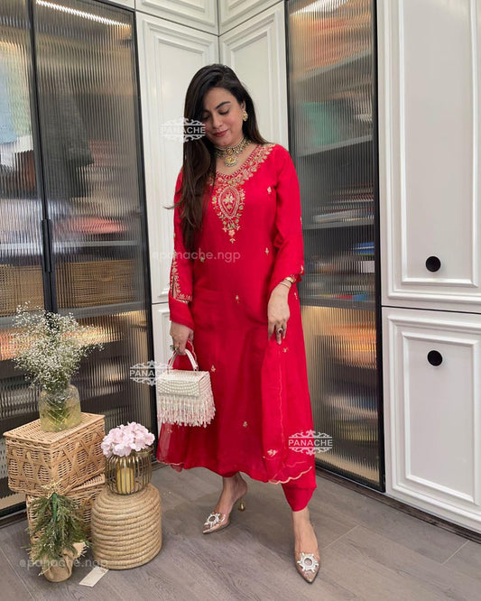 Pink Color Beautiful Summer Wear Dress in Roman Silk Fabric