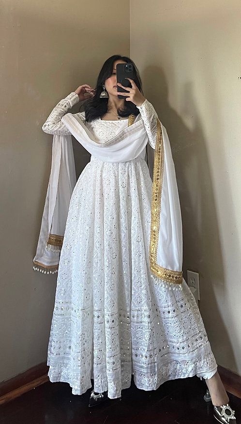 White Cream Color Beautiful Anarkali Gown in Georgette Fabric