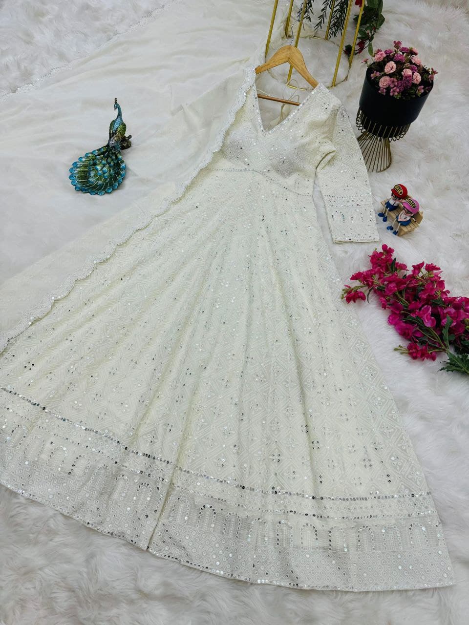 White Color Beautiful Aarkali gown in georgette Fabric