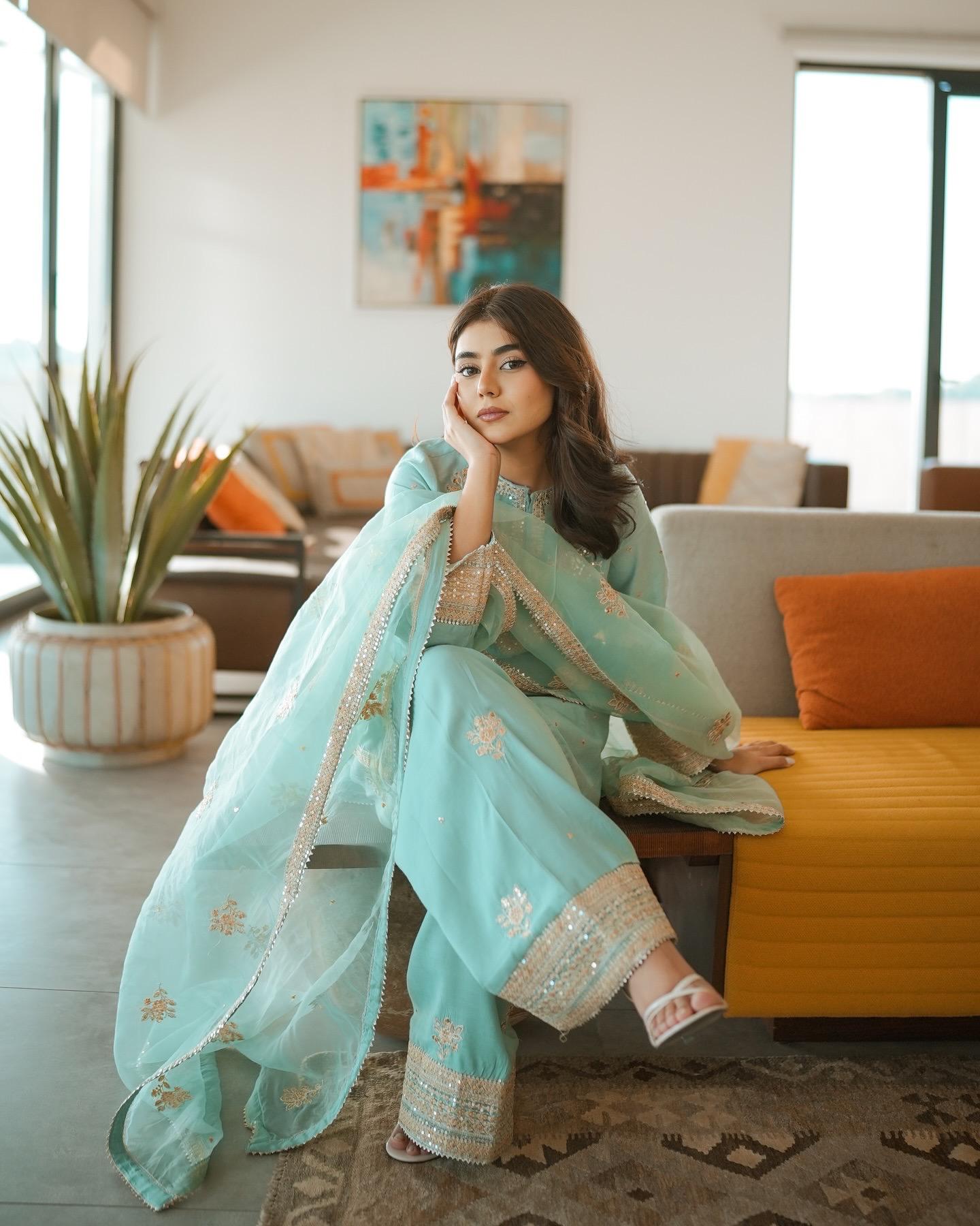 Designer Party Wear Look Pur Natural Crepe Top & Farshi Palazzo With Dupatta Set