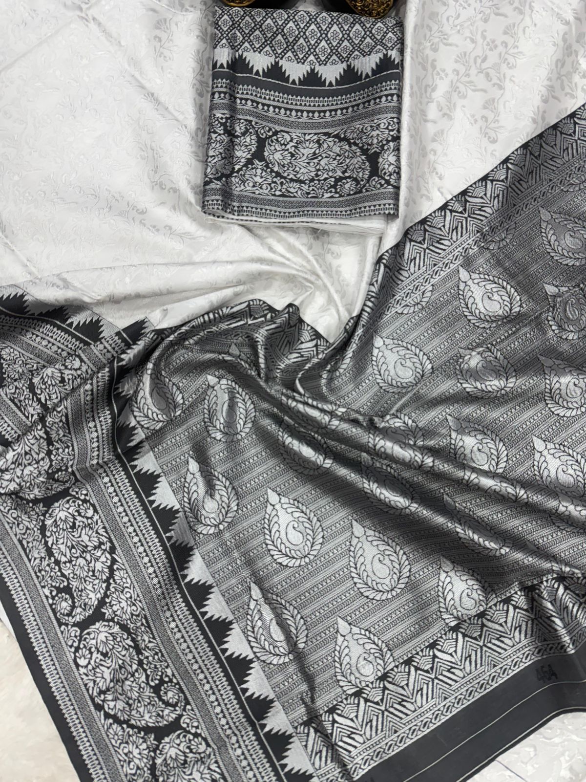 Beautiful Silk Saree for Daily Wear use