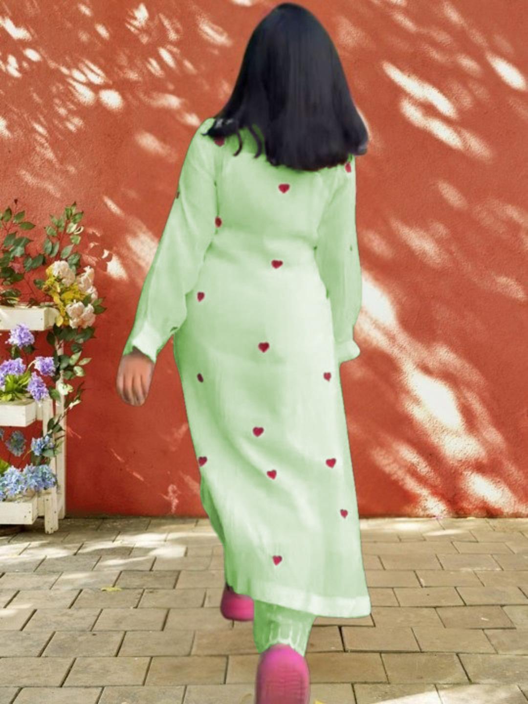 Green Color Beautiful Cotton Wear Kurti Pent Set
