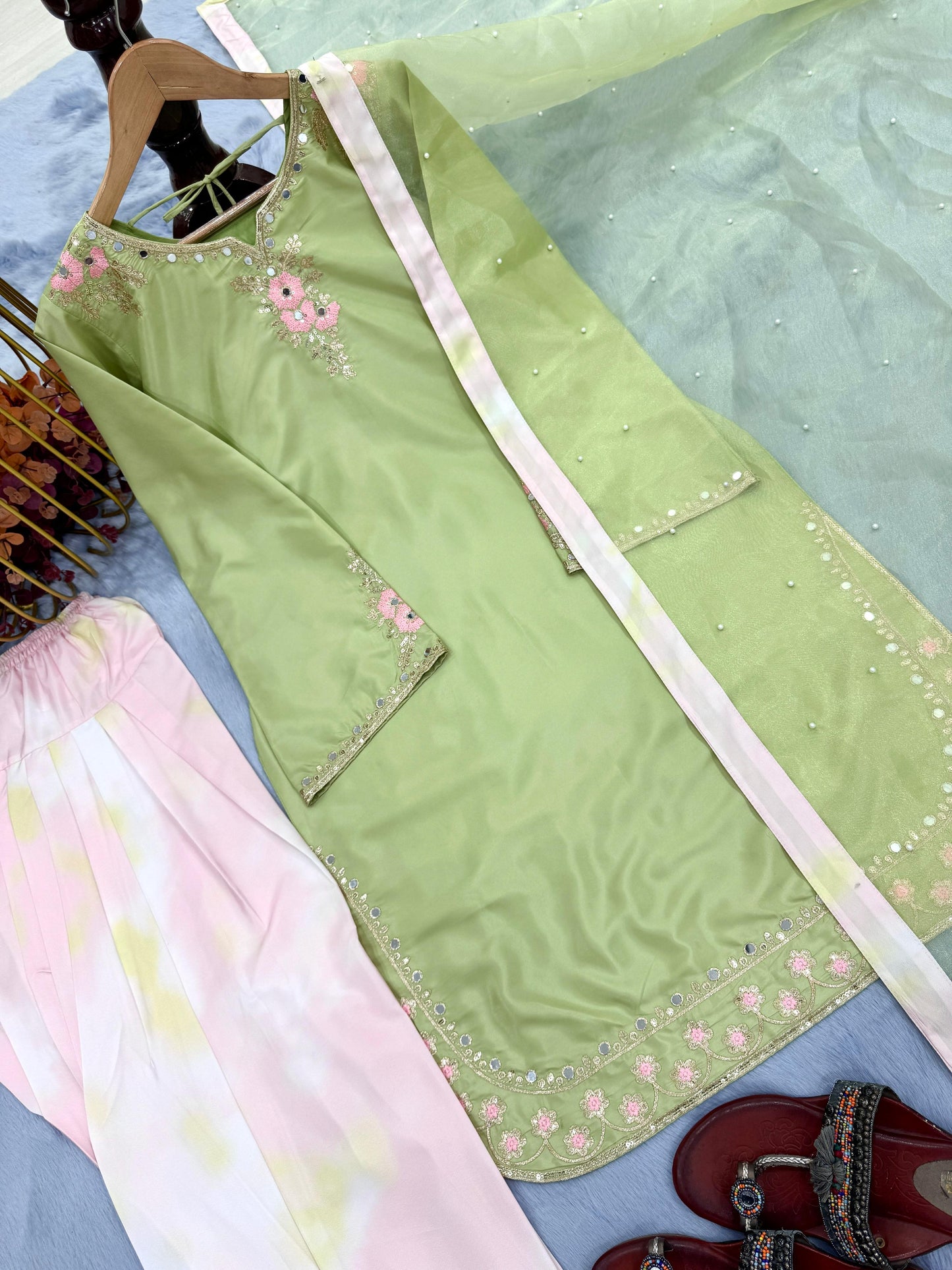 Beautiful Partywear Dress in Crape Fabric in Farsi Style PLazo