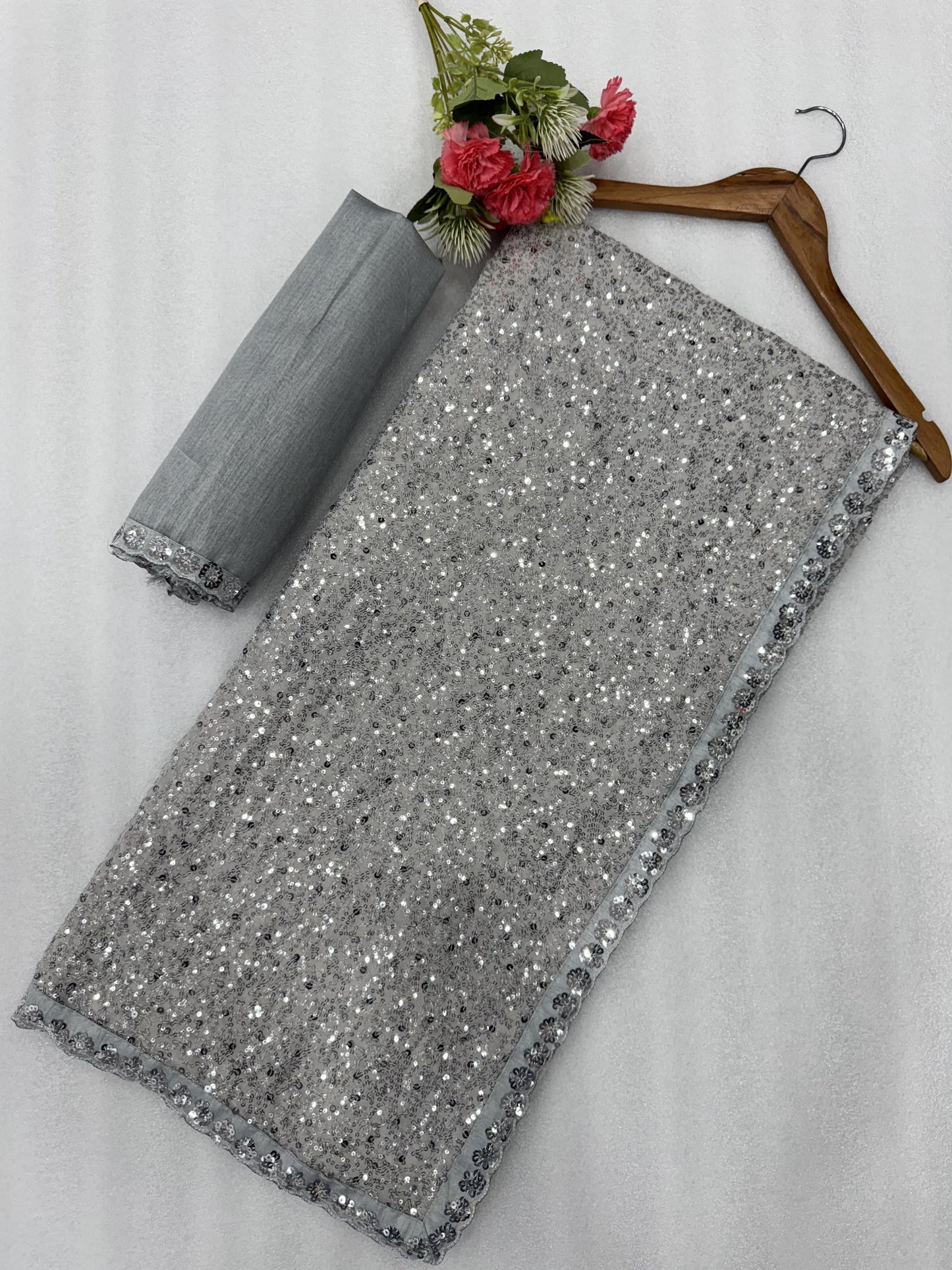 grey Color Partywear Saree in Georgette Fabric