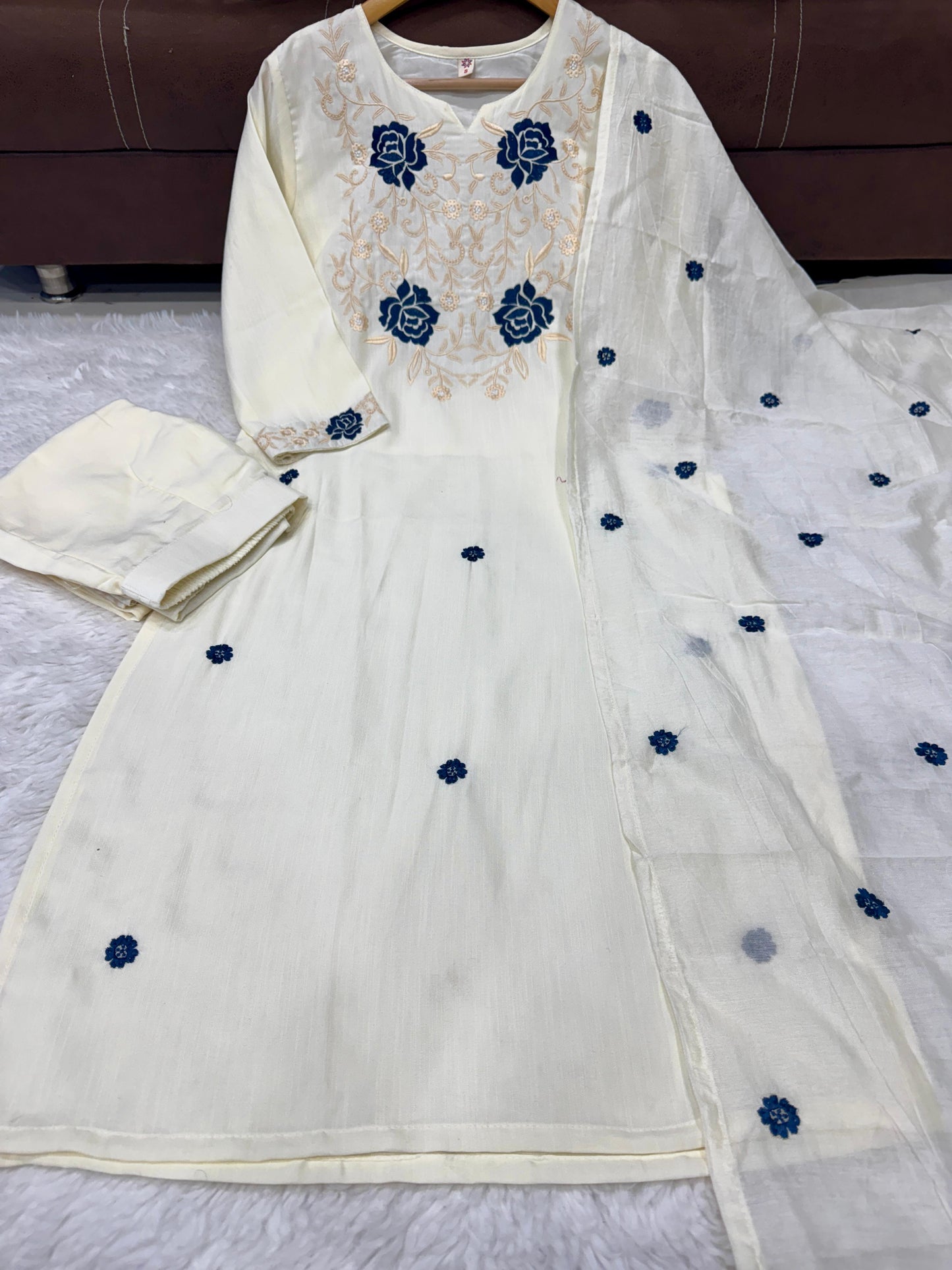 White Color Beautiful Daily Wear Dress in RAyon Fabric