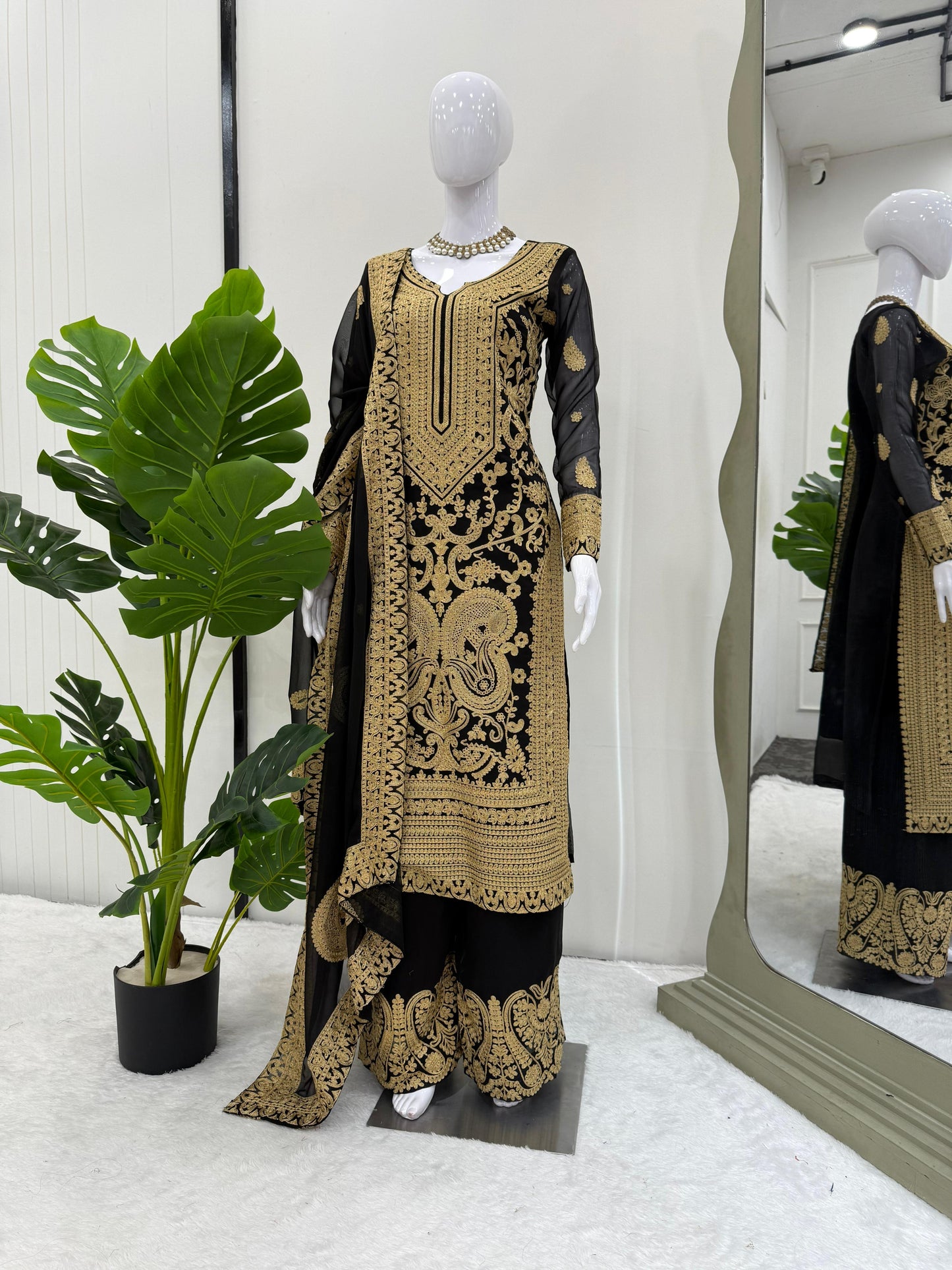 Black Color Beautiful Partywear Dress in Georgette Fabric