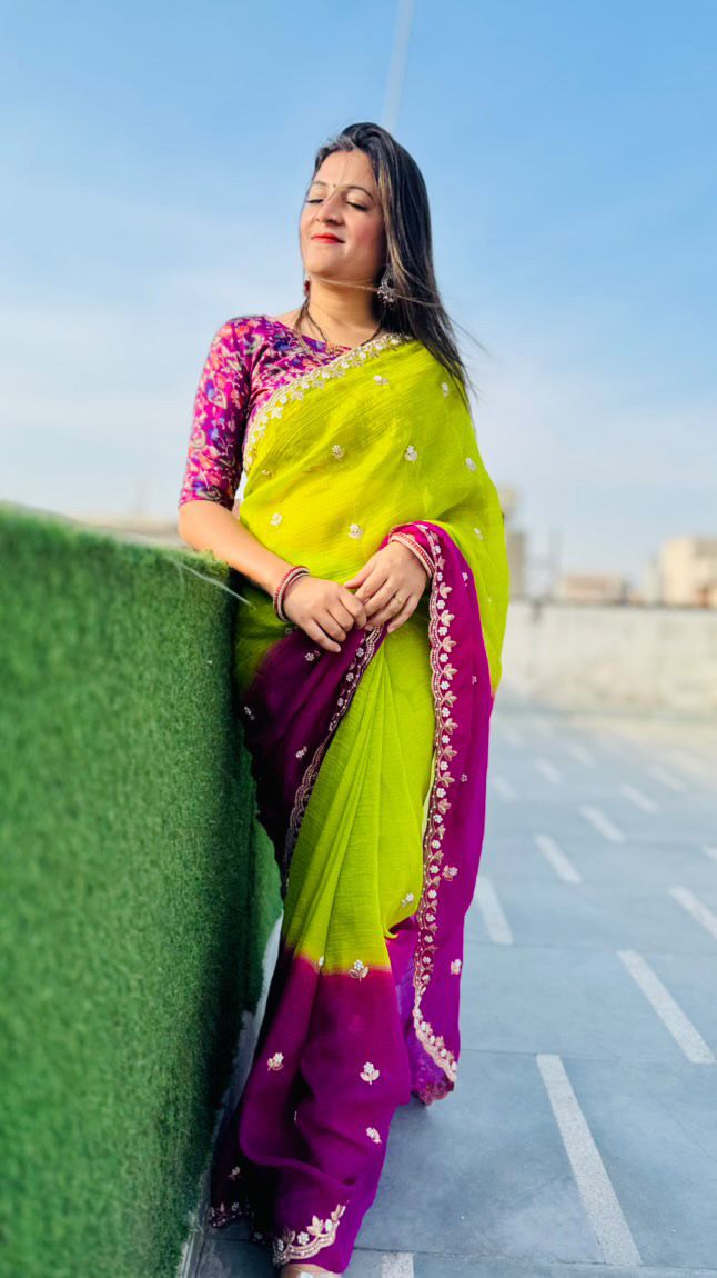 Beautiful Chiffon FAbric Saree for weeding wear