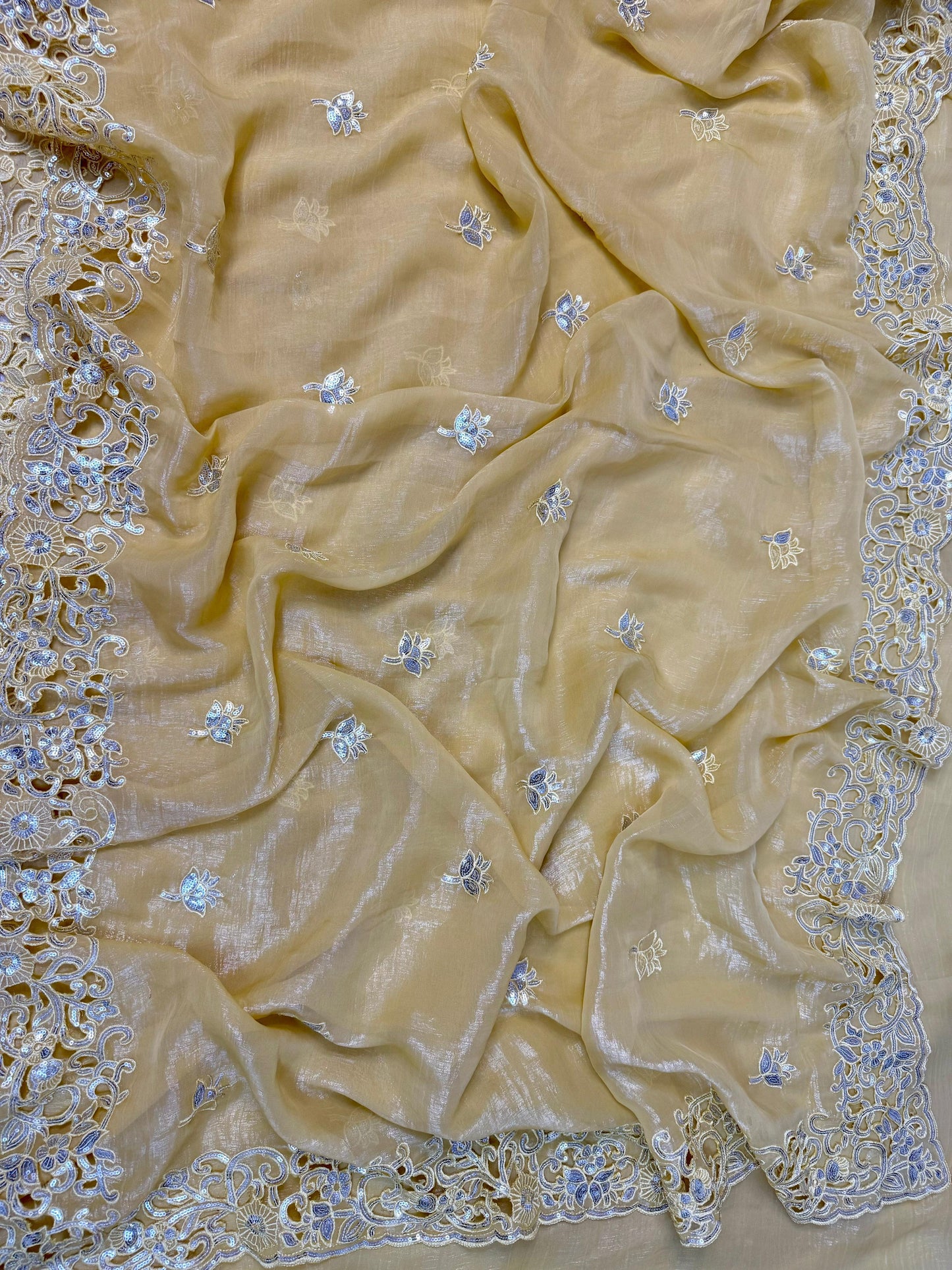 Yellow Color Beautiful Soft Crunchy Silk Saree