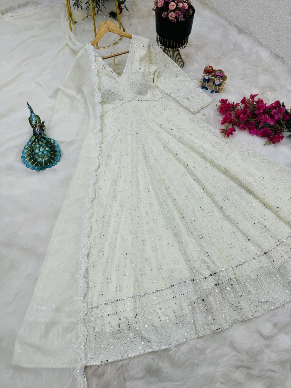White Color Beautiful Aarkali gown in georgette Fabric