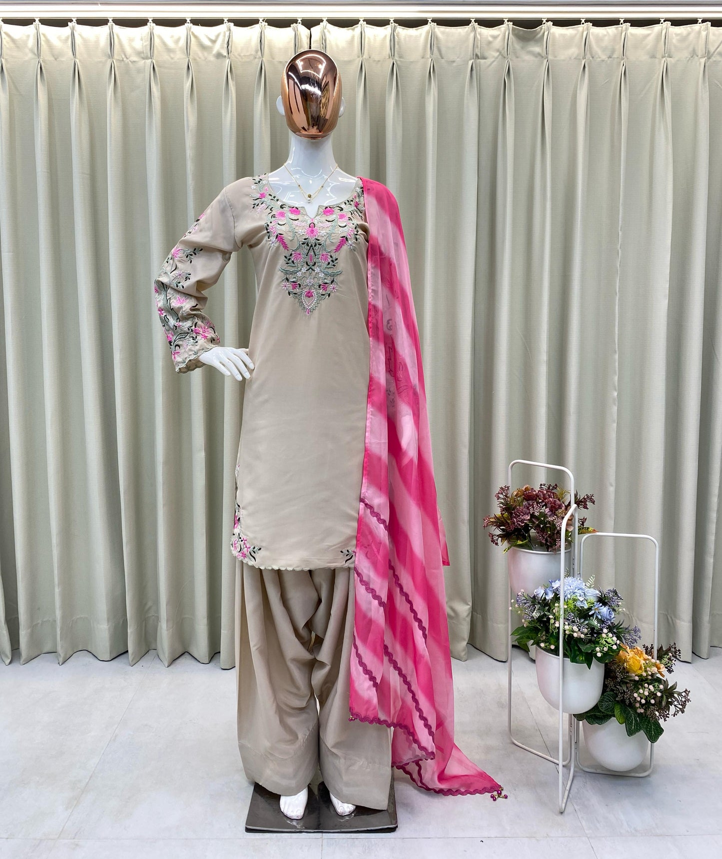 Simple and Sobar Suit For daily Wear use in Crape Fabric