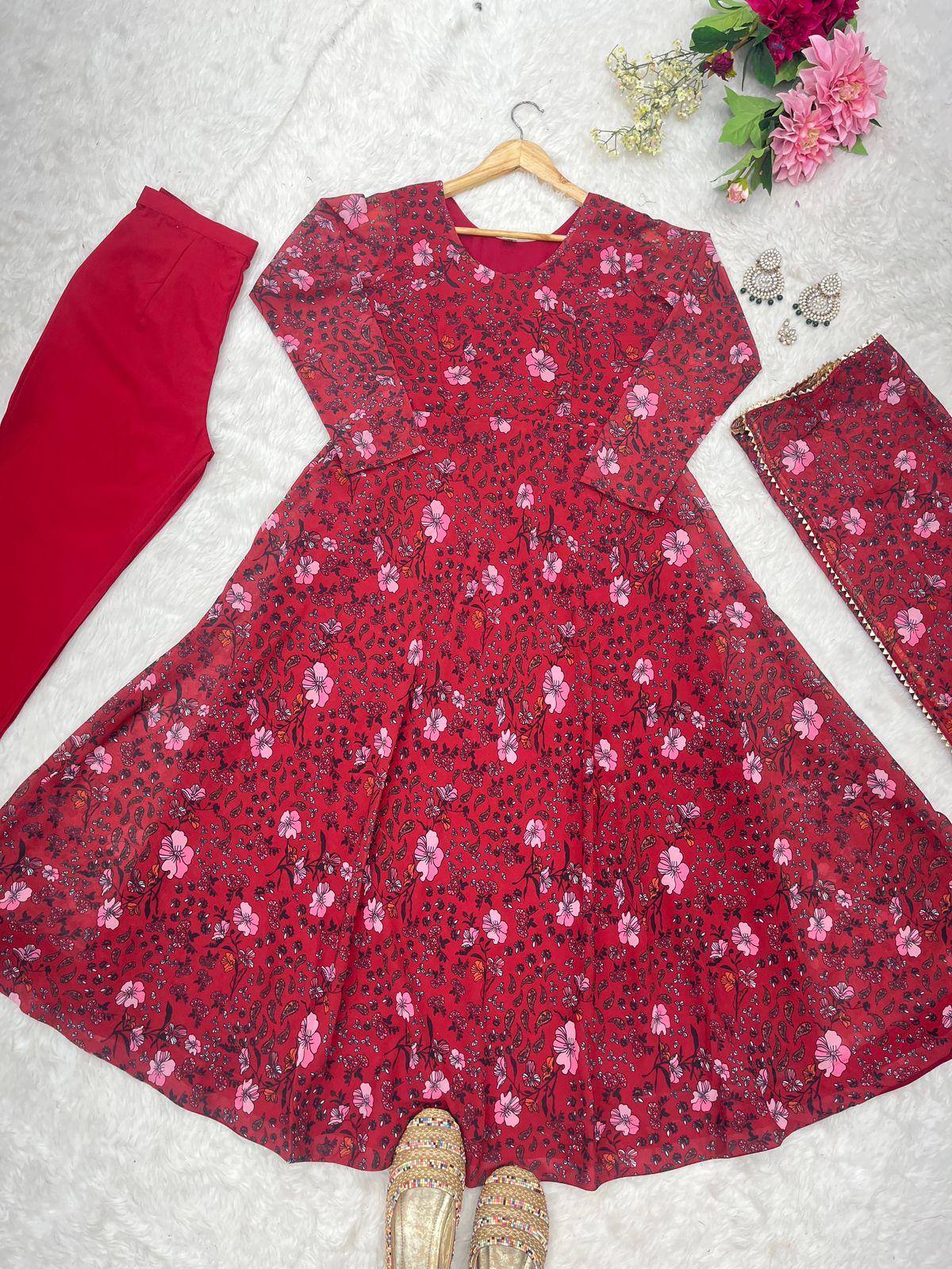 Red Color Beautiful GOwn in Georgette Fabric