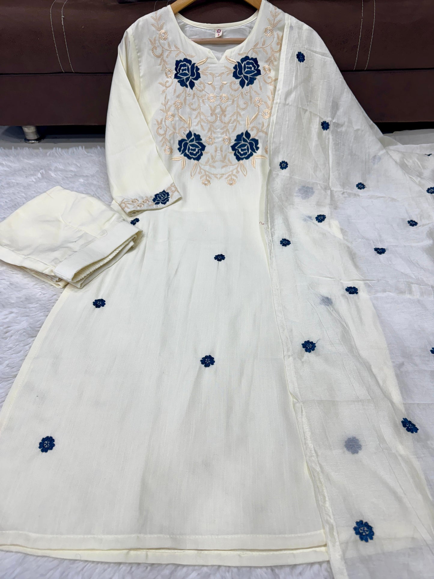 White Color Beautiful Daily Wear Dress in RAyon Fabric