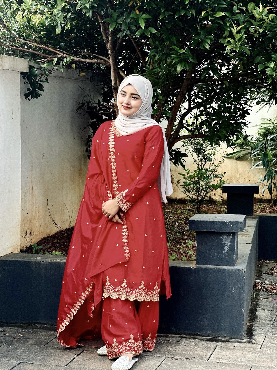 Red Color Festival Wear Dress in Chinon Silk Fabric