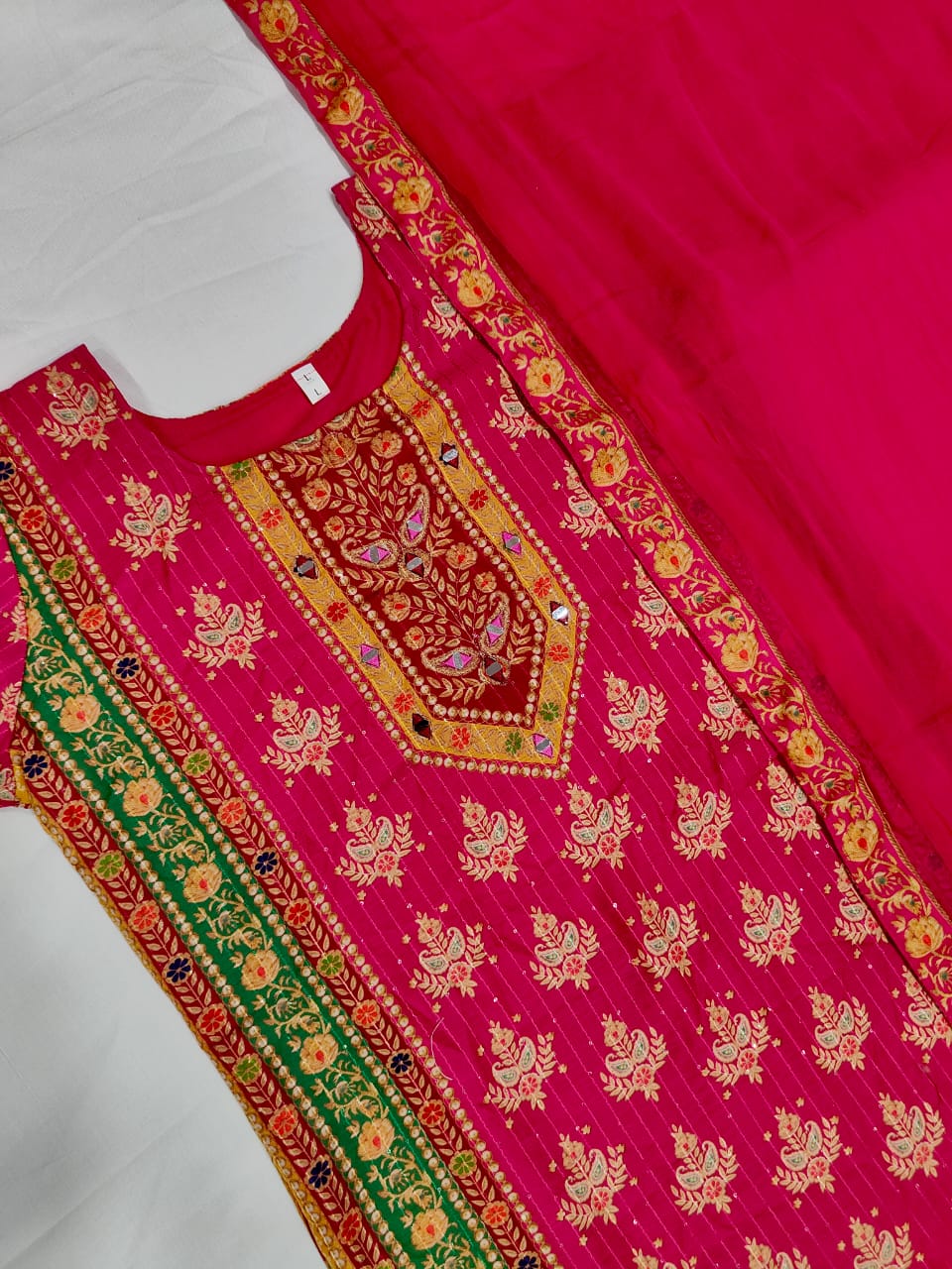 Pink Color Beautiful Pakistani Suit for Summer Wear
