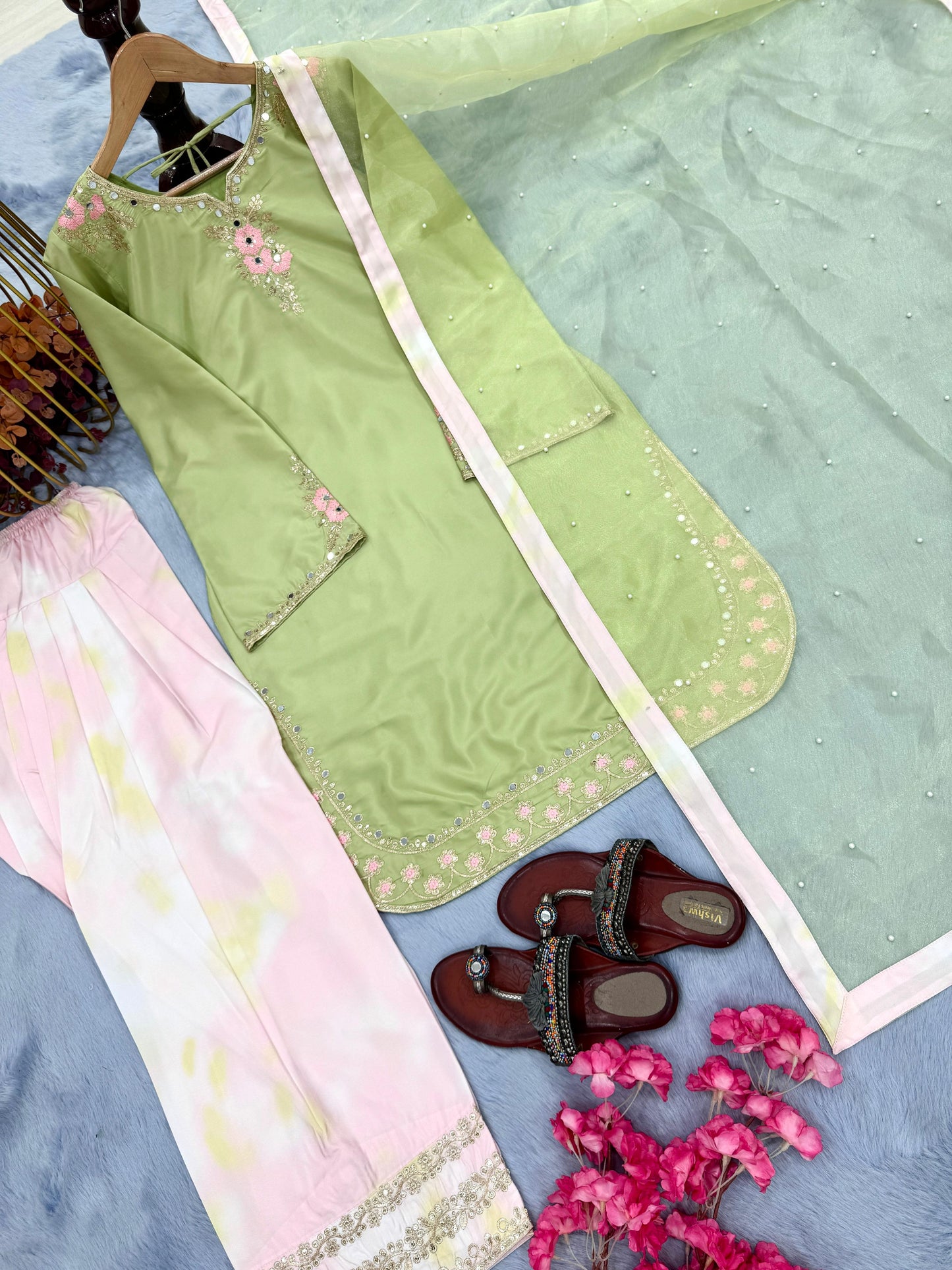 Beautiful Partywear Dress in Crape Fabric in Farsi Style PLazo