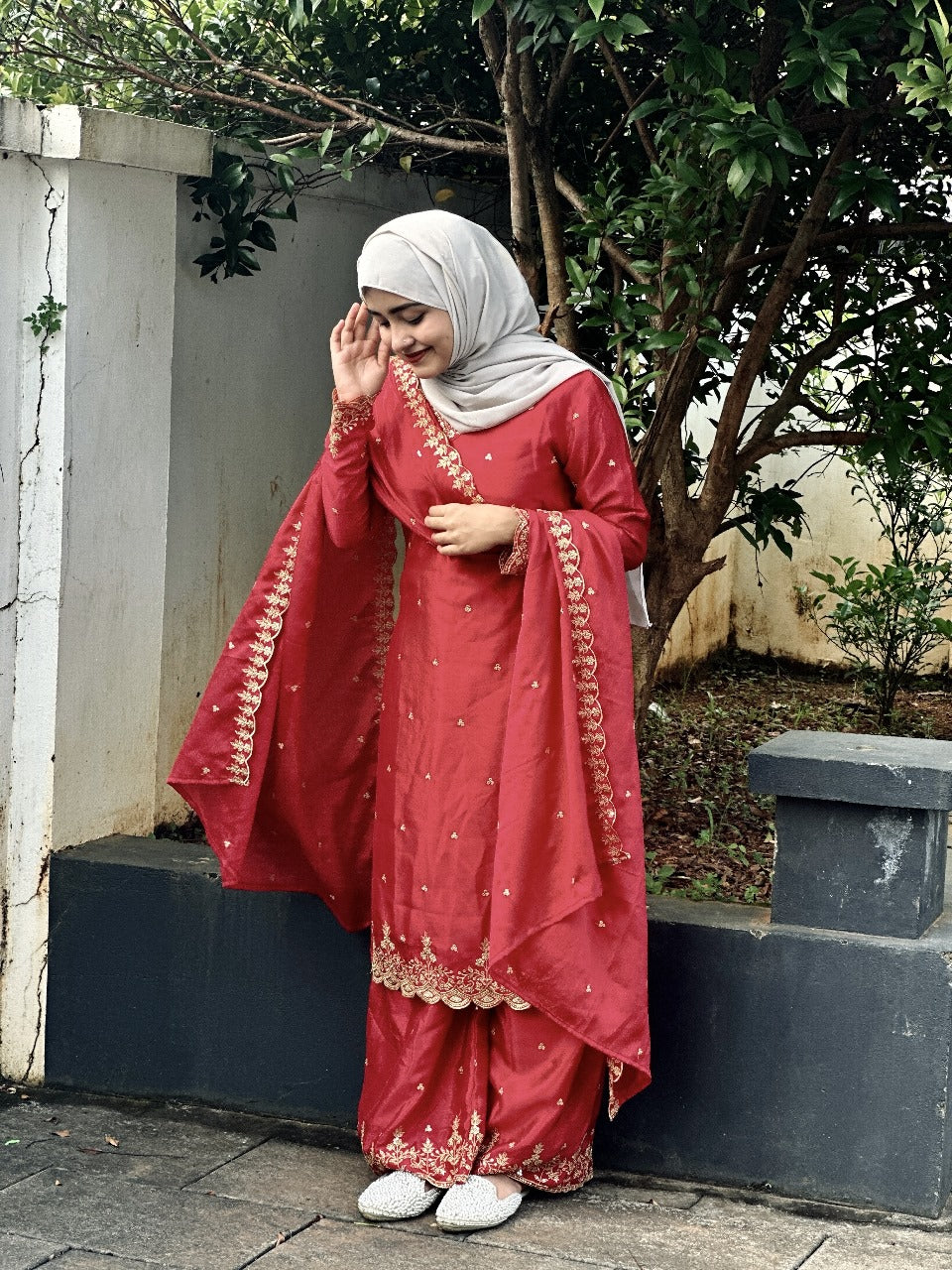 Red Color Festival Wear Dress in Chinon Silk Fabric