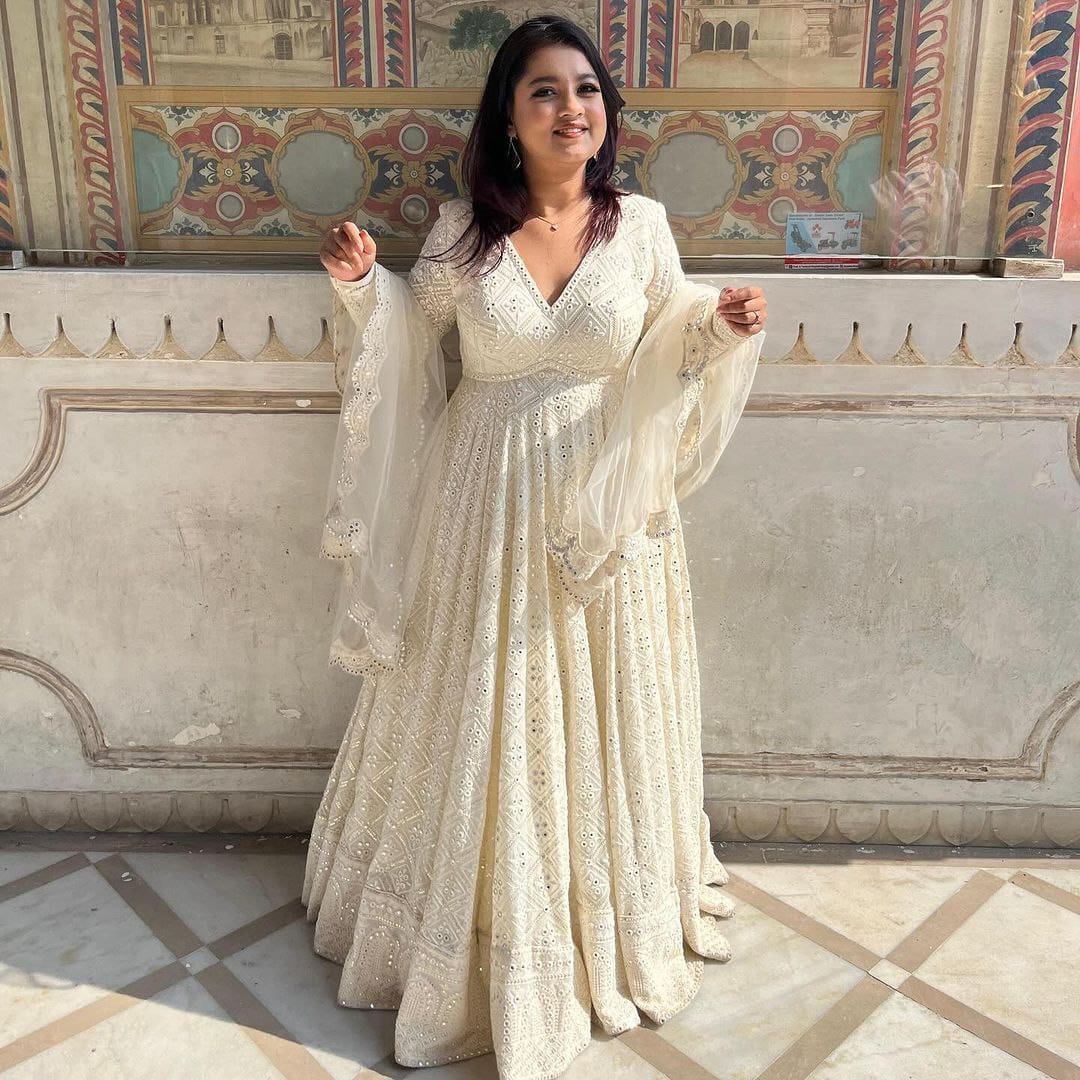White Color Beautiful Aarkali gown in georgette Fabric