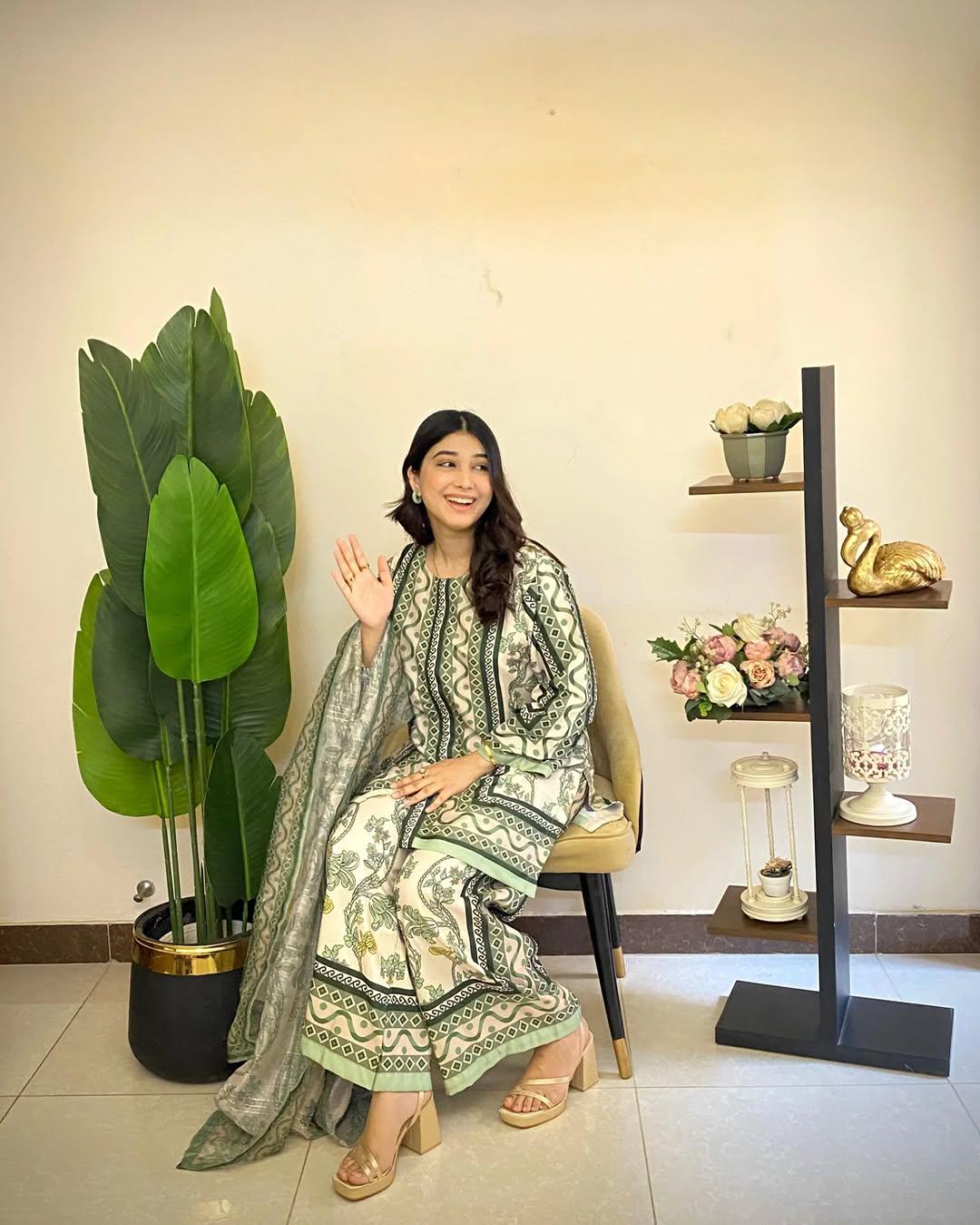 light Green Color Beautiful Summer WEar Dress in Crape Fabric