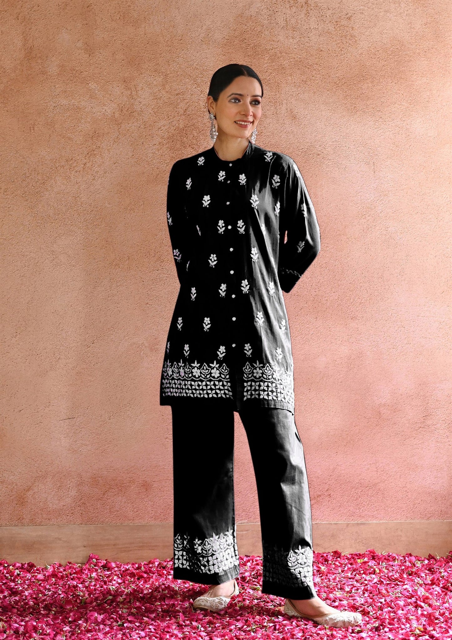 Black Color Beautiful Summer Wear Kurti Pent Co-Ord Set