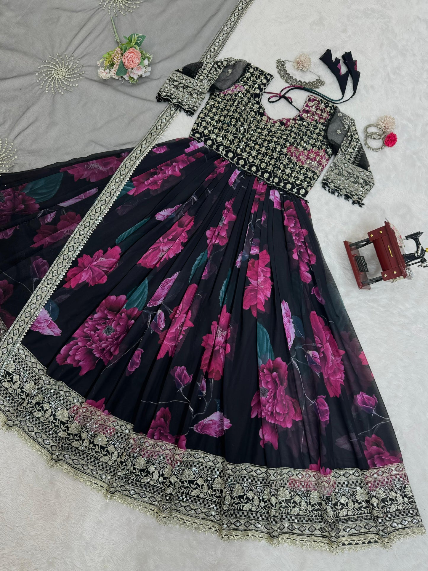 Beautiful Partywear Gown in Black Color in Georgette Fabric