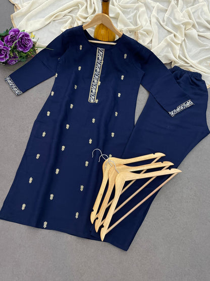Beautiful Suit Set And Dupatta in Blue Color