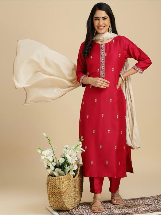 Beautiful Suit Set And Dupatta in Red Color